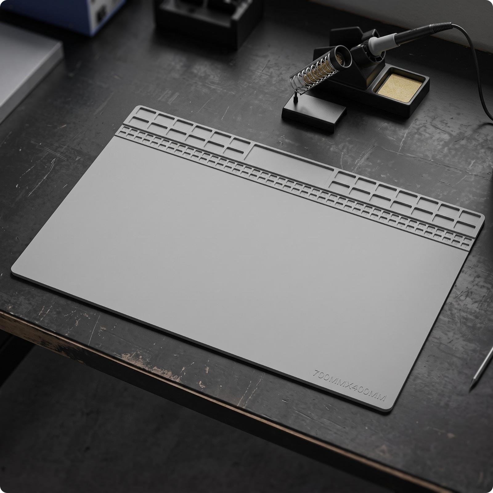 耐熱シリコンはんだ付けマット（電子機器作業台用、整理用ストリ - Electronics Repair In Usa のレビューと価格